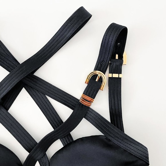 Versace Fall 2019 Runway Black Silk Satin Cage Bra Cropped Bondage Top 42 - Picture 4 of 15